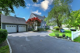 19 Old Colony Rd, Monroe, CT 06468