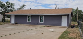 911 E 37th St, Lubbock, TX 79404