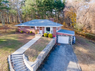 42 Maynard Rd, Brooklyn, CT 06234