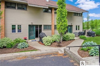 C4 Oneida Dr, Chautauqua, NY 14728
