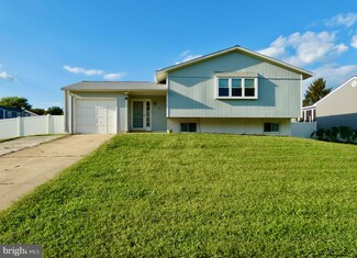 20 Majestic Dr, Newark, DE 19713