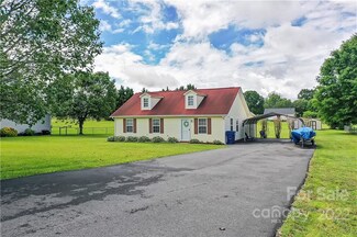 5107 Hampton Meadows Rd, Monroe, NC 28110