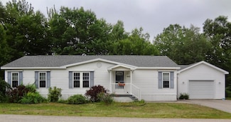 612 Benton Dr, Laconia, NH 03246