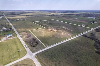 7 NE 770 Rd, Clinton, MO 64735
