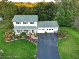 85 Fairwood Blvd, Mountain Top, PA 18707