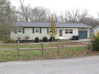 3909 Potters Hollow Dr, Lafayette, IN 47905
