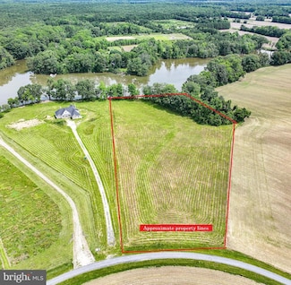 9361 Woodstock Ln, Easton, MD 21601