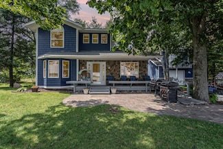 41 Treasure Island Blvd, Roscommon, MI 48653