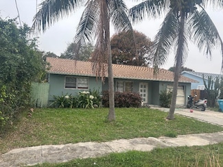 805 SE 3rd St, Boynton Beach, FL 33435