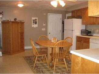 37 Cross Rd, Hubbardston, MA 01452