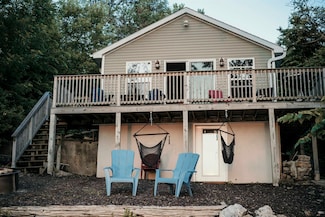 N6855 Harrison Rd, Hilbert, WI 54129