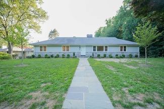 45 Frenchtown Rd, Trumbull, CT 06611