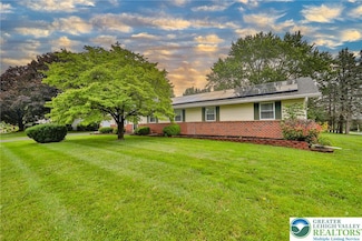 1502 2nd St, Bethlehem, PA 18020