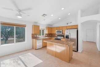 5852 W Mohave Bloom Dr, Tucson, AZ 85735