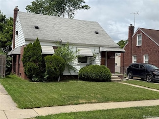 22045 Boulder Ave, Eastpointe, MI 48021