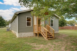 1115 Mineral St, Webb City, MO 64870