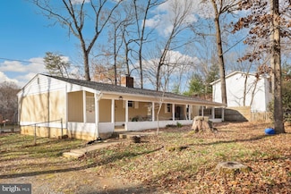 1138 Lakeview Dr, Stafford, VA 22556