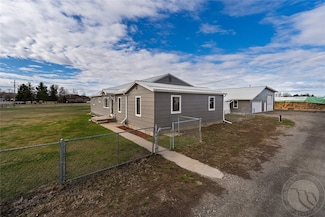 3506 Duck Creek Rd, Billings, MT 59101