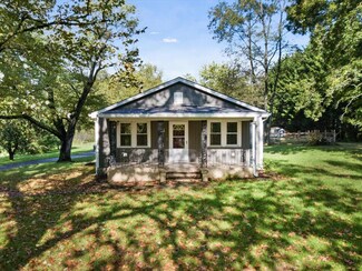 747 Coaling Rd, Troutville, VA 24175
