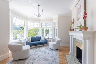 36 Bull St, Newport, RI 02840