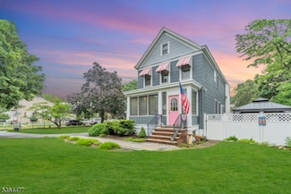 100 Woodside Ave, Hasbrouck Heights, NJ 07604