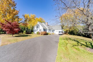 60 Anvil St, Feeding Hills, MA 01030