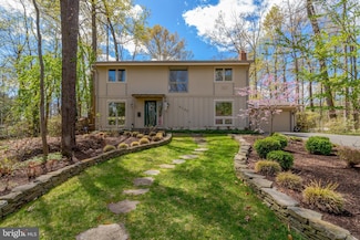 4140 Elizabeth Ln, Annandale, VA 22003