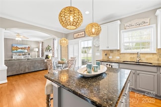 963 Brookdale Ln, Stanley, NC 28164