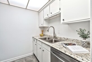 210 Old Hickory Blvd Unit 27, Nashville, TN 37221