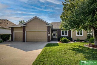1804 N 174th St, Omaha, NE 68118