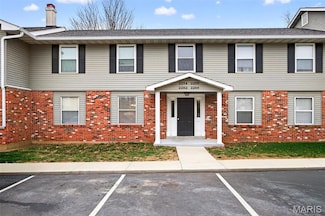 2282 Highland Hill Dr, Saint Peters, MO 63376