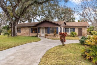 1208 Gibson St, Leesburg, FL 34748