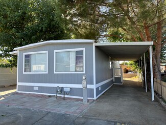 1449 E Avenue I Unit Spc B22, Lancaster, CA 93535