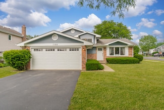1122 N Cardinal Dr, Palatine, IL 60074