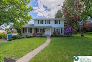 1131 N 28th St, Allentown, PA 18104