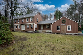 6 King Pine Way, Kingston, NH 03848