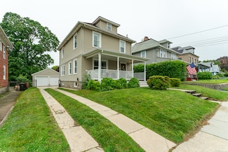 335 Ocean Ave, New London, CT 06320