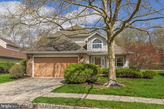 737 Cascade Dr N, Mount Laurel, NJ 08054