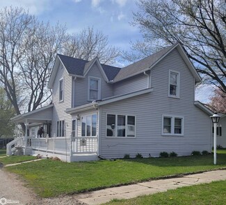 505 N Pierce St, Mount Ayr, IA 50854
