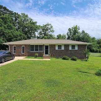 265 Carole Dr, Oxford, GA 30054