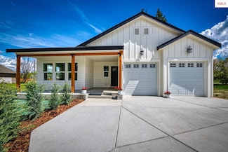 1690 Irvine Way, Sandpoint, ID 83864