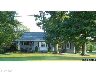 12745 Akron Canfield Rd, North Jackson, OH 44451