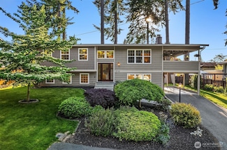 8724 Main St, Edmonds, WA 98026