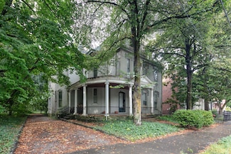 458 W Third St, Lexington, KY 40508