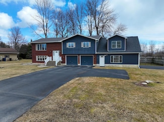 14 Facteau Ave, Plattsburgh, NY 12901