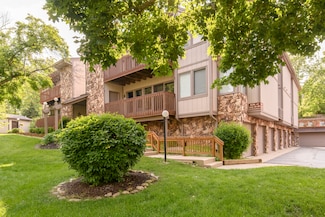 832 Kendall Ln Unit 6B, Lake Geneva, WI 53147