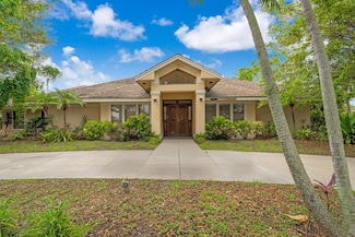 2311 Embassy Dr, West Palm Beach, FL 33401