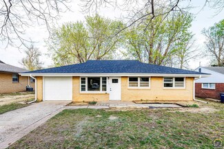 1512 Pipher Ln, Manhattan, KS 66502