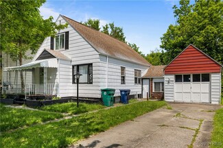 1934 Welch Ave, Niagara Falls, NY 14303