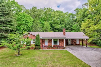 805 Ada St, Blue Ridge, GA 30513